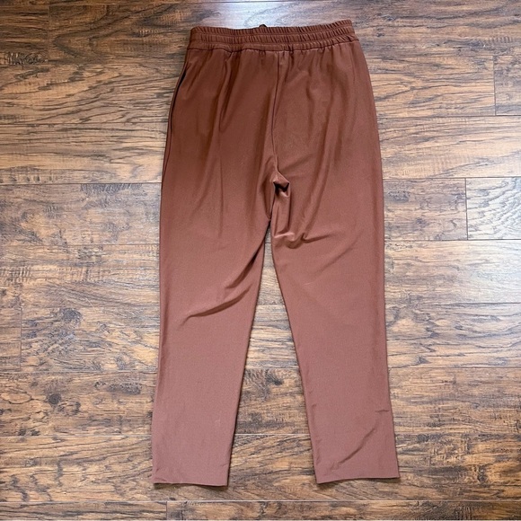Joie • pull on pants tapered leg brown knit drawstring waist split hem jogger - Picture 10 of 10